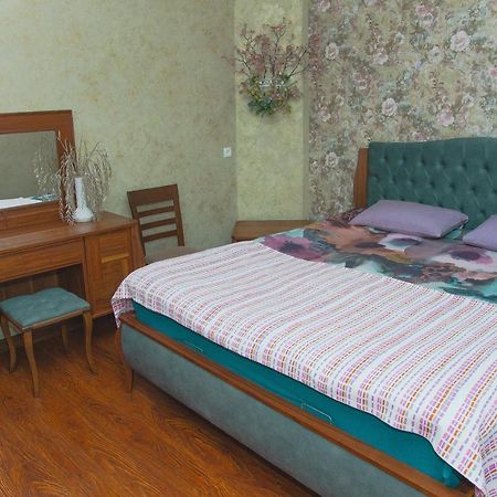 Mariamo'S Apartments Батумі Екстер'єр фото